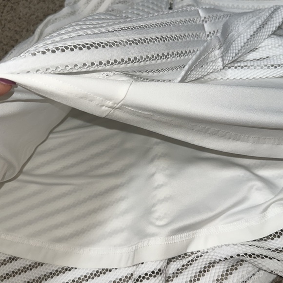 GUESS White Mini Fit & Flare Dress Size Woman’s 2 - Picture 13 of 13